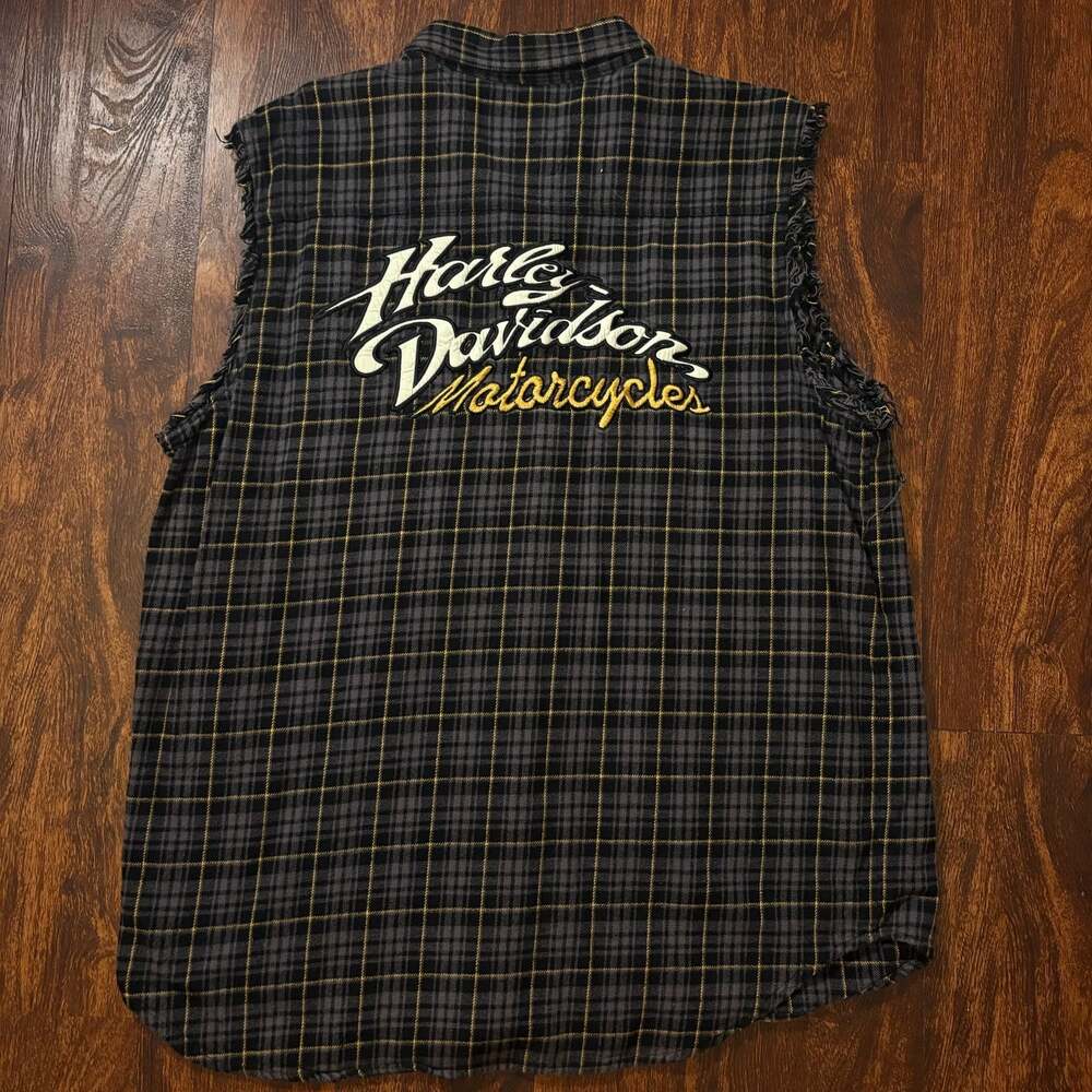 2000’s Harley-Davidson Men's XL Plaid Sleeveless Button-Down Shirt